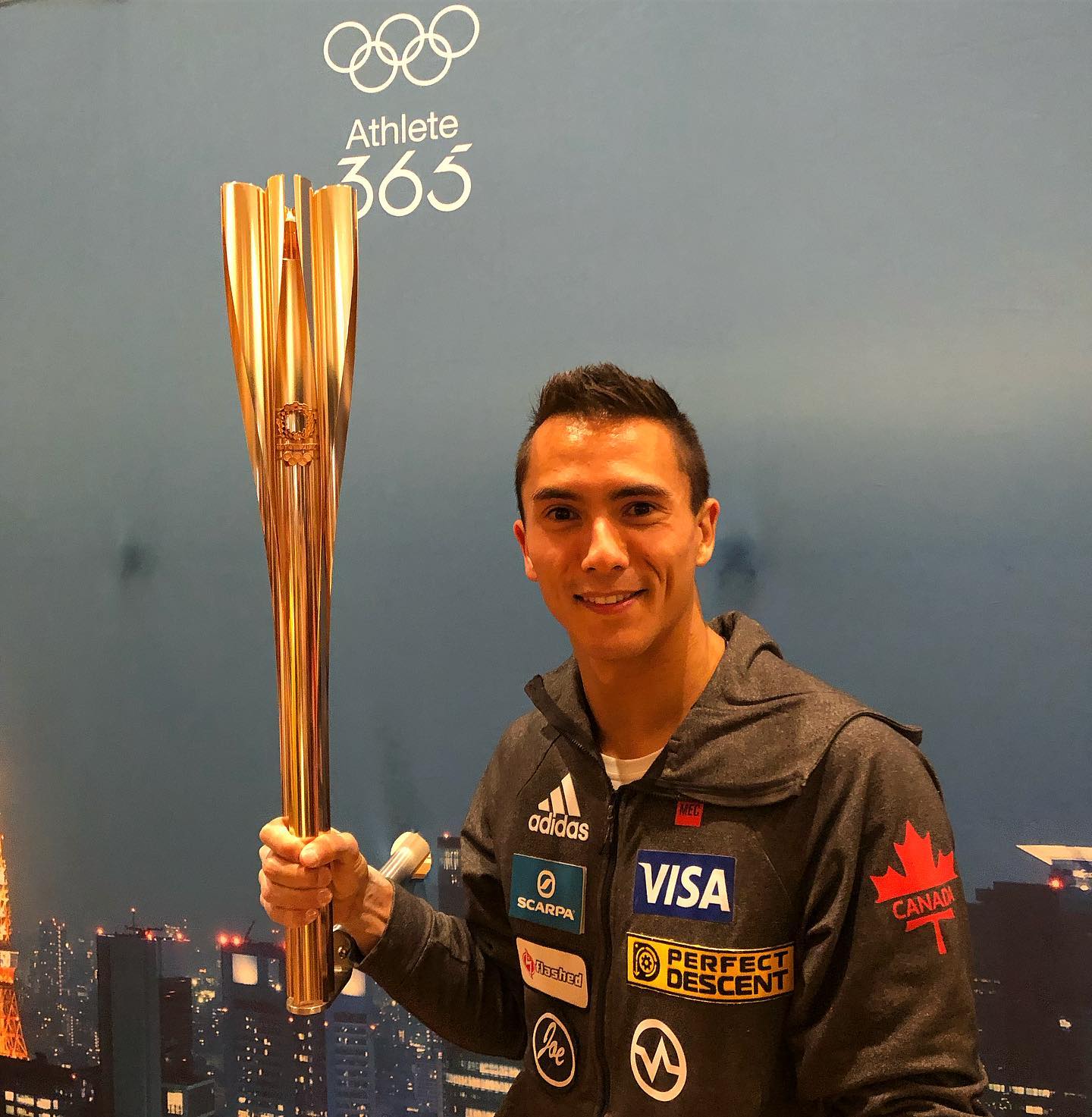 Sean McColl membre de la team Vertical'art sélectionné pour les - JO - Jeux olympiques de Tokyo en 2020 - escalade de bloc
