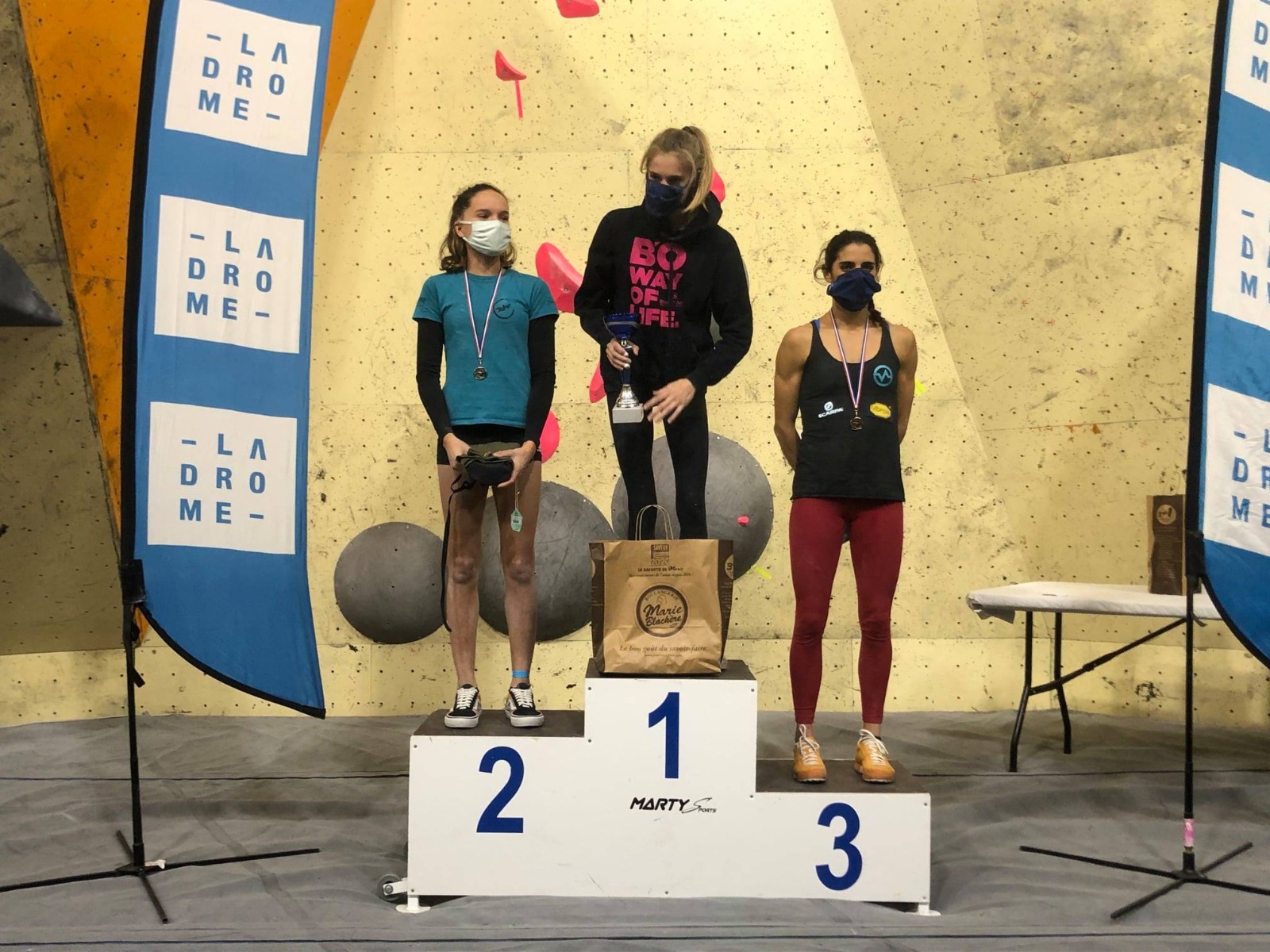 oriane bertone et fanny gibert médaillées d'argent et de bronze à la coupe de France de bloc de Valence