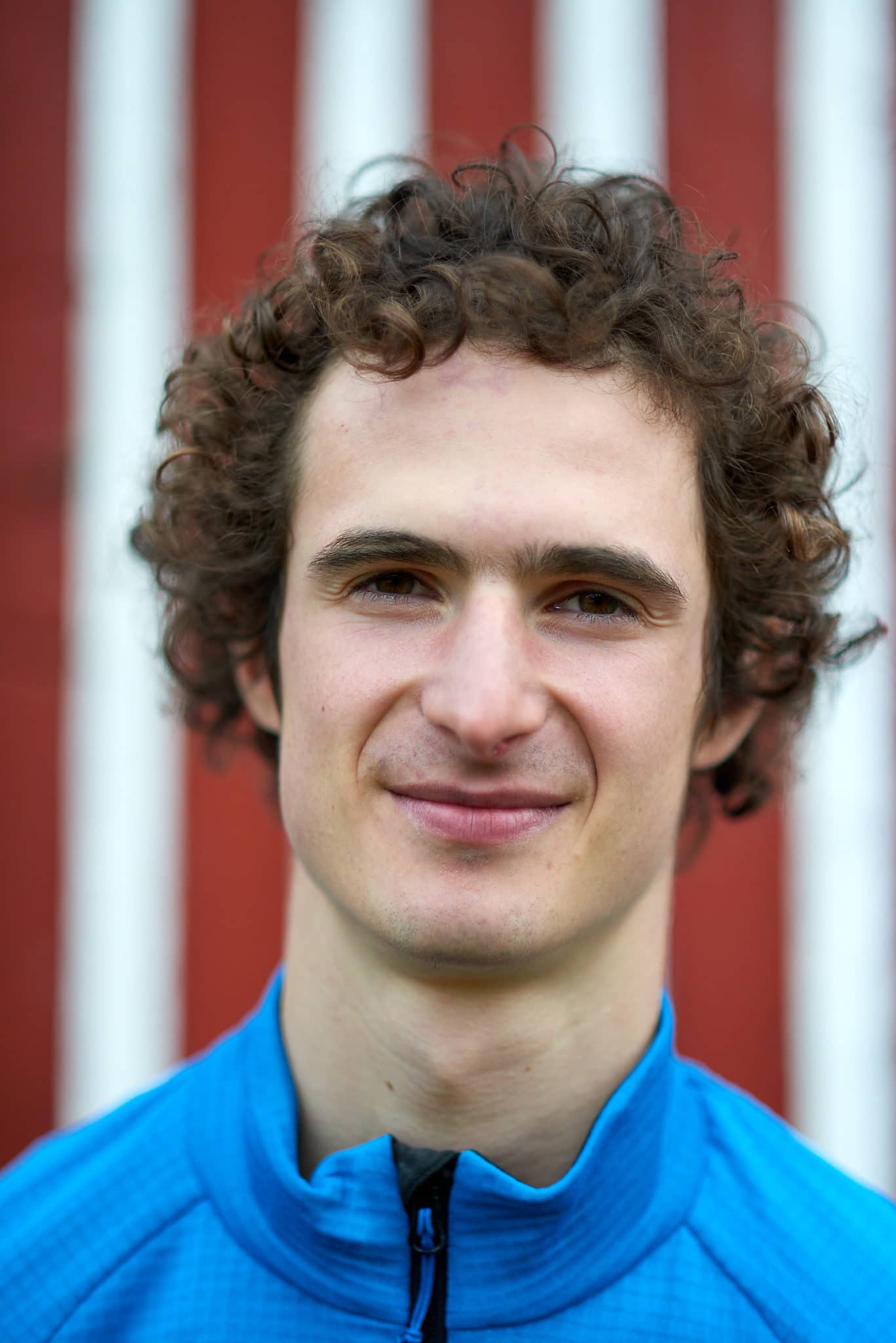 Portrait du grimpeur tchèque Adam Ondra, retour sur son parcours, ses exploits, ses victoires et son rêve olympique (Crédits : Pavel Blazek © Licence Creative Commons