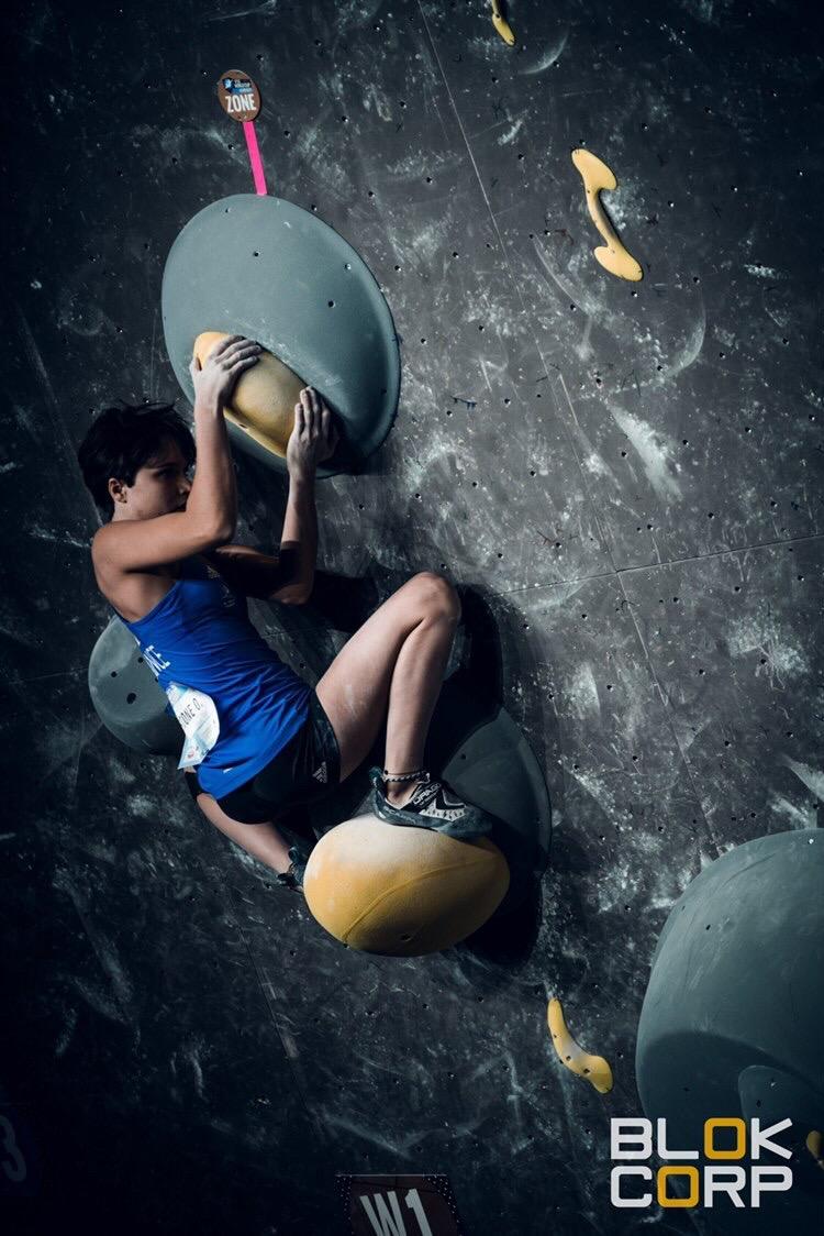 Oriane deuxième de la Coupe du monde de Meiringen ce week-end, une super performance pour celle qui vivait sa toute première aventure sur une Coupe du monde seniors - Crédits photo : Block Corp