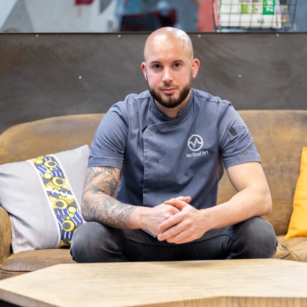 Félicitations à notre chef Julien Taranne qui fait labelliser le restaurant de Vertical 'Art Saint Quentin en Yvelines en Écotable