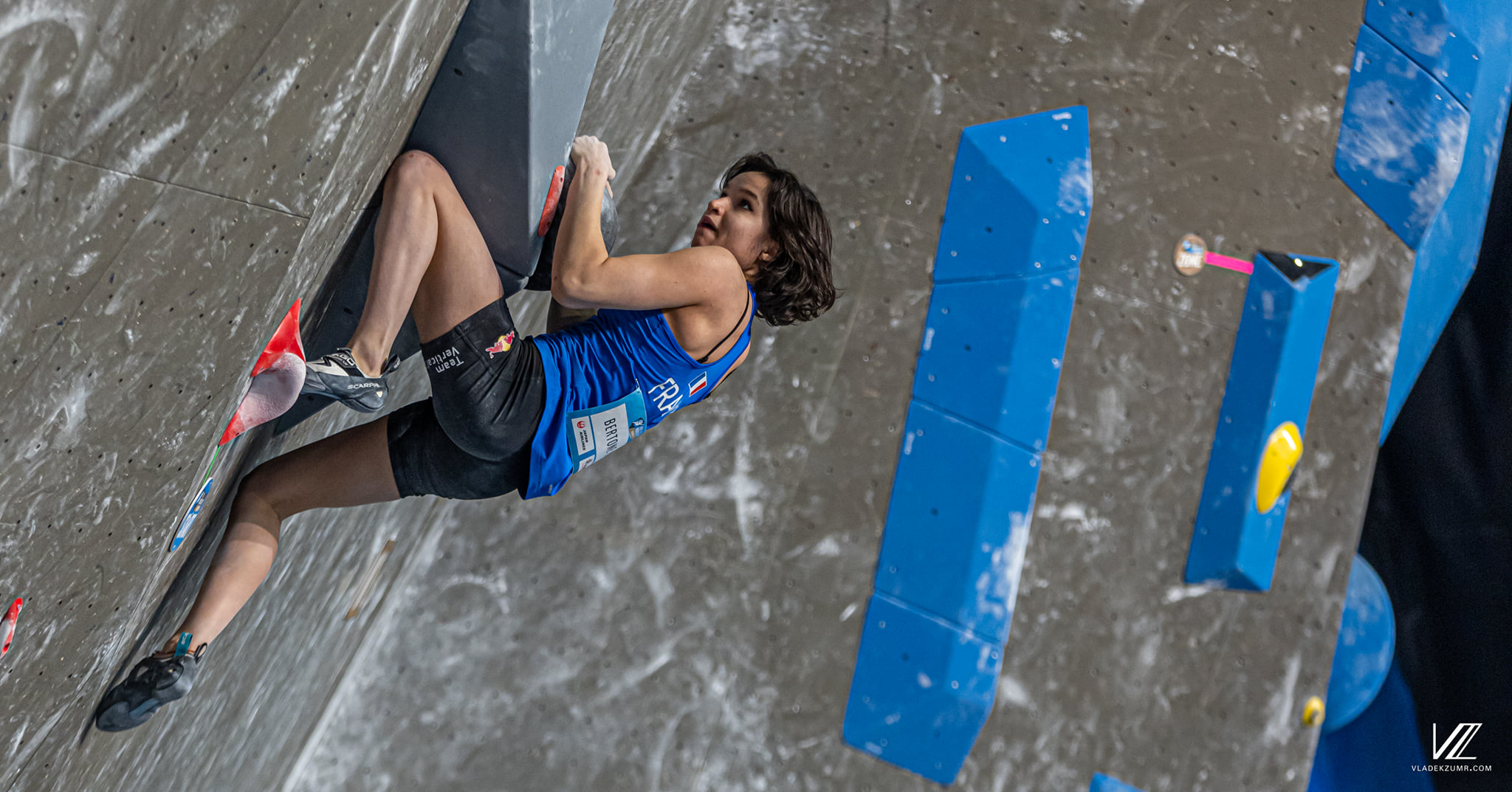 Le podium échappe de peu à Oriane Bertone, qui termine quatrième de l'étape de Meiringen 2022 © Vladek Zumr