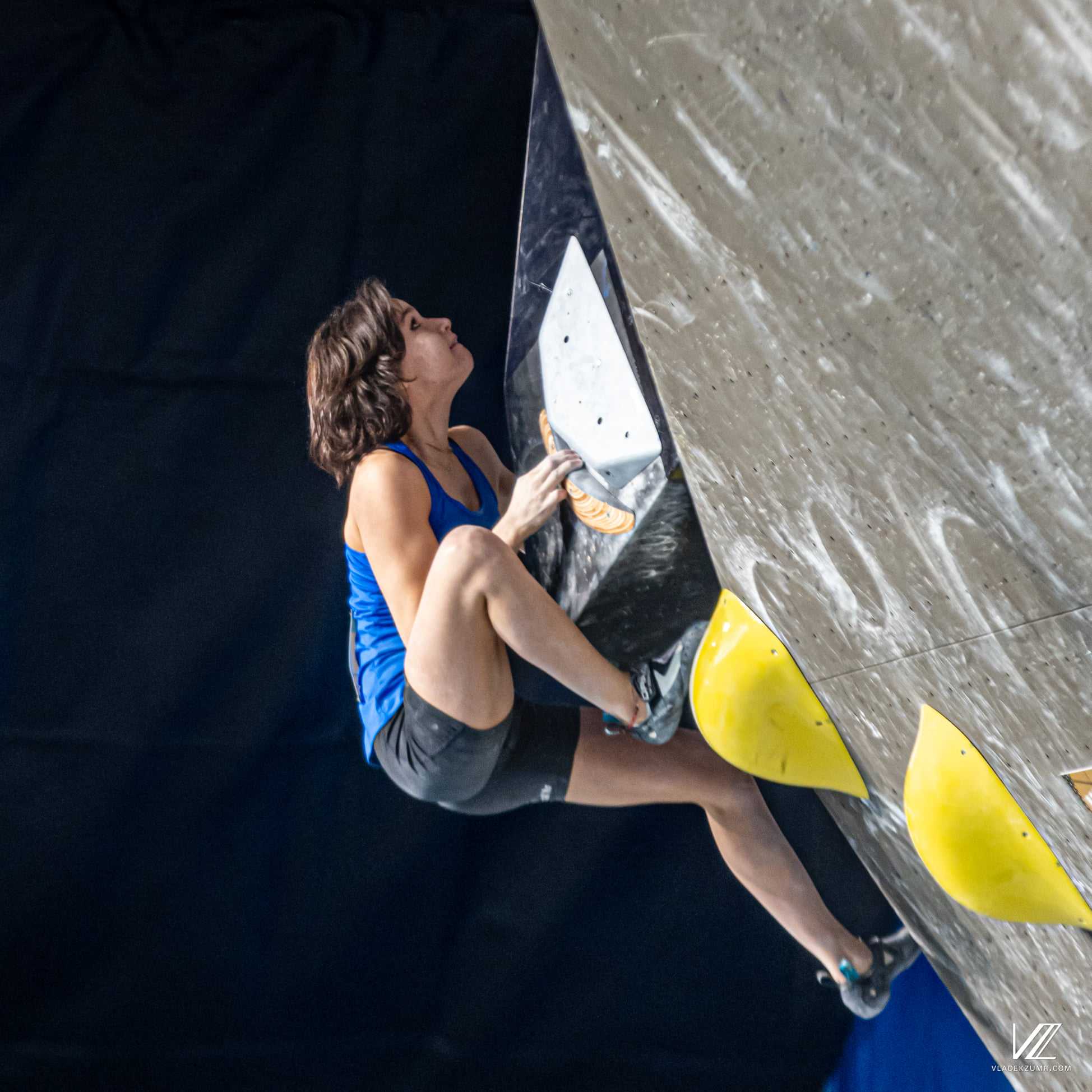 Oriane Bertone finit au pied du podium à la Coupe du monde de Meiringen 2022. Fanny Gibert ne s'est pas qualifiée pour la finale mais se classe à une très honorable huitième place dans cette première compétition de la saison. Crédits photo : Vladek Zumr