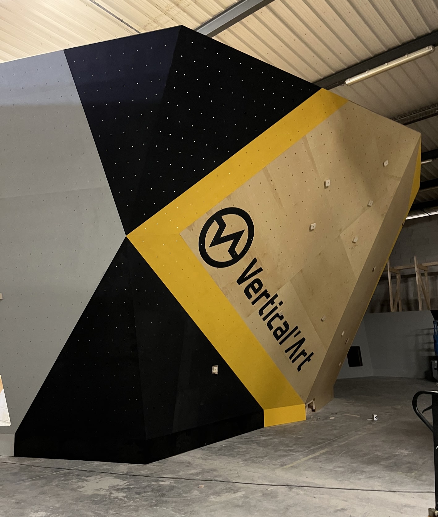 bloc d'escalade monté chez vertical'art Dunkerque